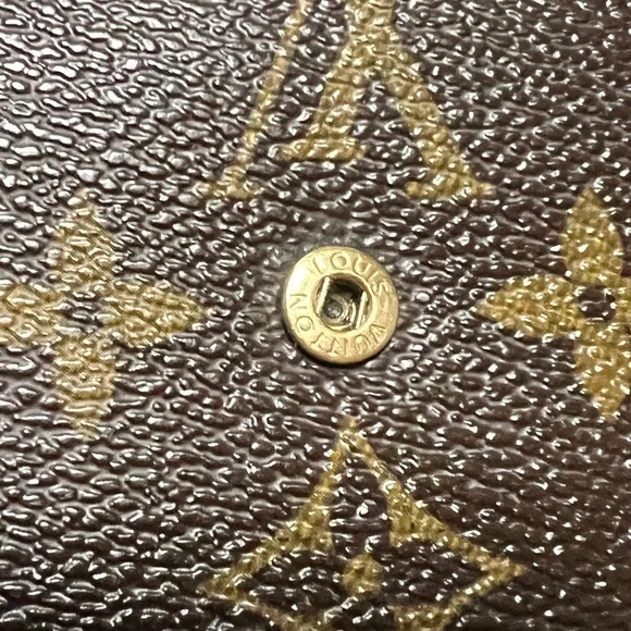 Louis Vuitton Authentic Vintage brown and Gold Monogram Tri-fold Wallet - Picture 7 of 17